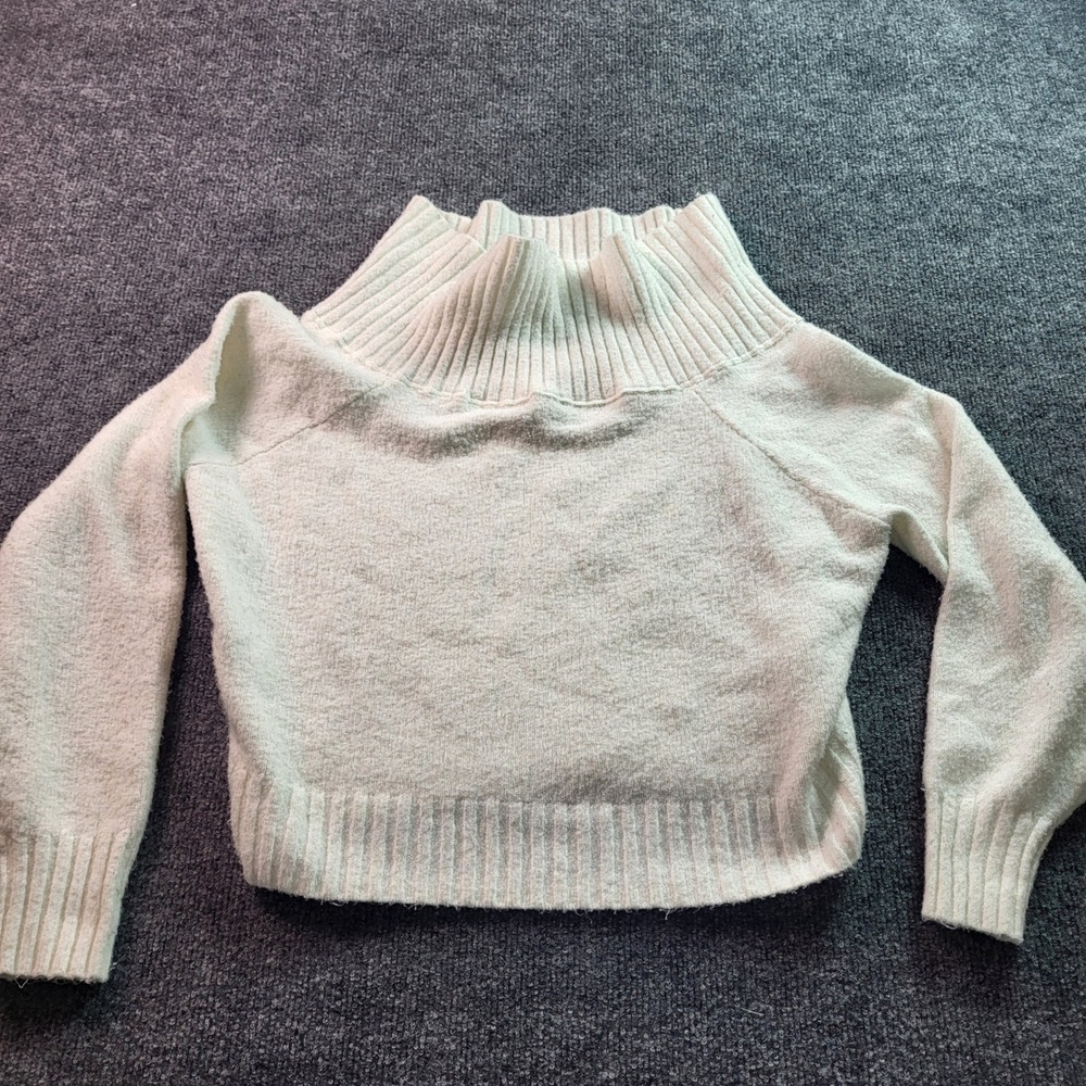 Hollister Off White Ribbed Mock Neck Sweater Women Size Medium